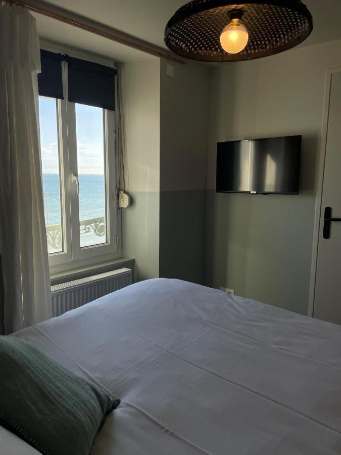 Beau Rivage Hotel-Restaurant Luc-sur-Mer Buitenkant foto